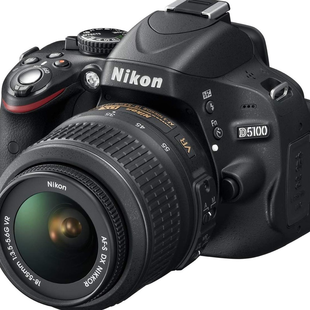 NIKON D5100 CAMERA